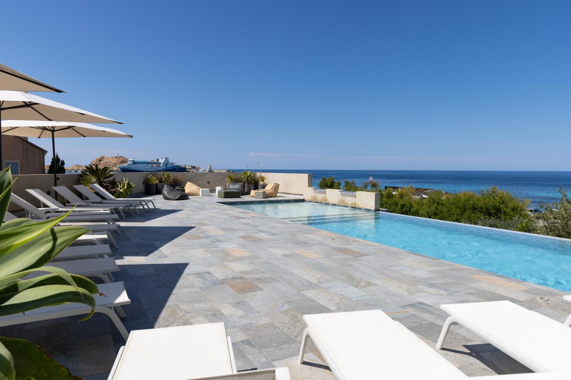 Residence Saletta Mare LʼÎle-Rousse Buitenkant foto